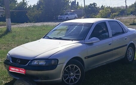 Opel Vectra B рестайлинг, 1996 год, 195 000 рублей, 1 фотография