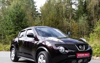 Nissan Juke II, 2013 год, 950 000 рублей, 1 фотография