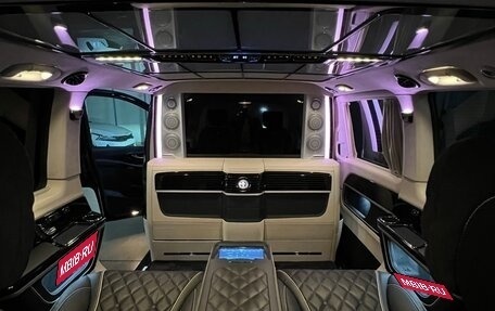 Mercedes-Benz V-Класс, 2020 год, 18 000 000 рублей, 2 фотография