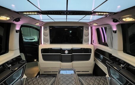 Mercedes-Benz V-Класс, 2020 год, 18 000 000 рублей, 8 фотография
