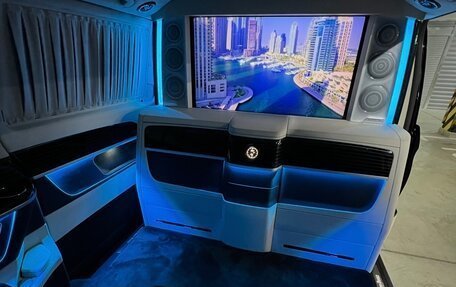 Mercedes-Benz V-Класс, 2020 год, 18 000 000 рублей, 9 фотография