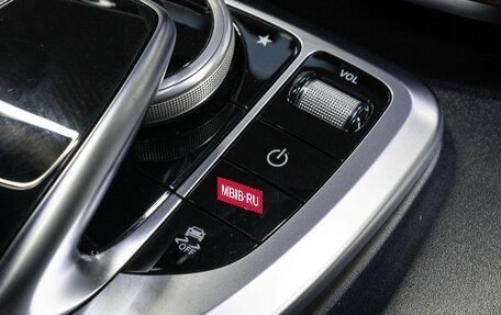 Mercedes-Benz V-Класс, 2016 год, 5 600 000 рублей, 13 фотография
