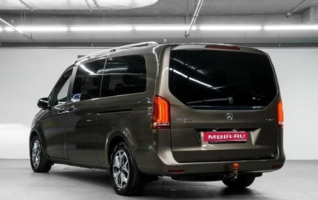 Mercedes-Benz V-Класс, 2016 год, 5 600 000 рублей, 8 фотография