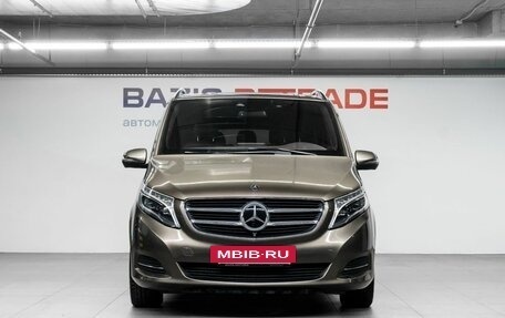Mercedes-Benz V-Класс, 2016 год, 5 600 000 рублей, 3 фотография