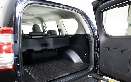 Toyota Land Cruiser Prado 150 рестайлинг 2, 2015 год, 4 499 000 рублей, 24 фотография