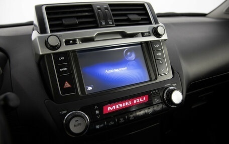 Toyota Land Cruiser Prado 150 рестайлинг 2, 2015 год, 4 499 000 рублей, 16 фотография