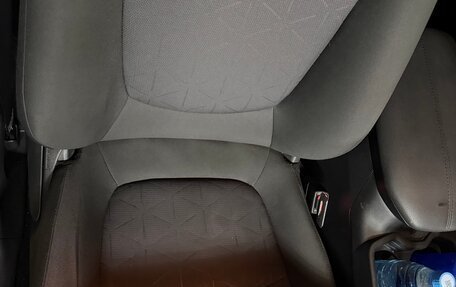 Toyota RAV4, 2019 год, 3 500 000 рублей, 6 фотография