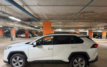 Toyota RAV4, 2019 год, 3 500 000 рублей, 14 фотография