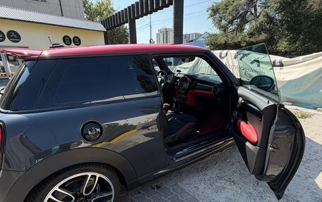 MINI Hatch, 2019 год, 2 950 000 рублей, 4 фотография