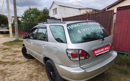 Lexus RX IV рестайлинг, 2001 год, 720 000 рублей, 3 фотография