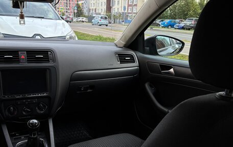 Volkswagen Jetta VI, 2013 год, 850 000 рублей, 12 фотография