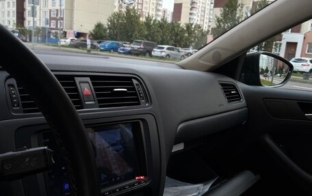 Volkswagen Jetta VI, 2013 год, 850 000 рублей, 17 фотография
