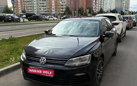 Volkswagen Jetta VI, 2013 год, 850 000 рублей, 3 фотография