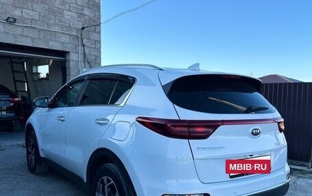KIA Sportage IV рестайлинг, 2020 год, 1 900 000 рублей, 4 фотография
