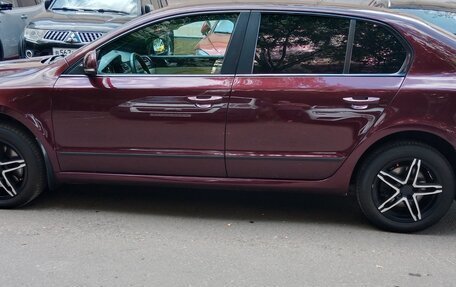 Skoda Superb III рестайлинг, 2013 год, 895 000 рублей, 6 фотография