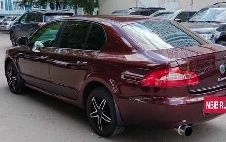 Skoda Superb III рестайлинг, 2013 год, 895 000 рублей, 5 фотография