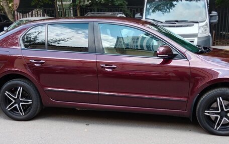 Skoda Superb III рестайлинг, 2013 год, 895 000 рублей, 7 фотография