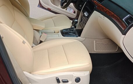 Skoda Superb III рестайлинг, 2013 год, 895 000 рублей, 14 фотография