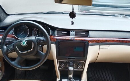 Skoda Superb III рестайлинг, 2013 год, 895 000 рублей, 16 фотография