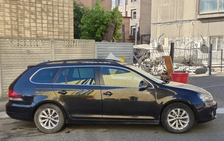Volkswagen Golf VI, 2010 год, 700 000 рублей, 2 фотография