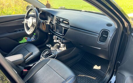 KIA Rio IV, 2018 год, 1 460 000 рублей, 6 фотография