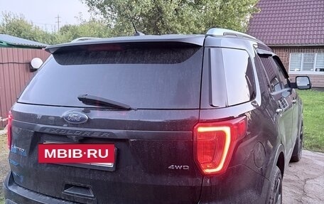 Ford Explorer VI, 2016 год, 2 650 000 рублей, 4 фотография