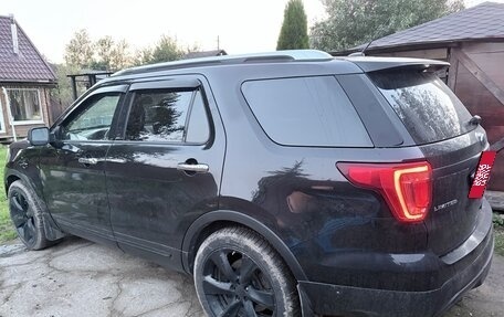 Ford Explorer VI, 2016 год, 2 650 000 рублей, 3 фотография