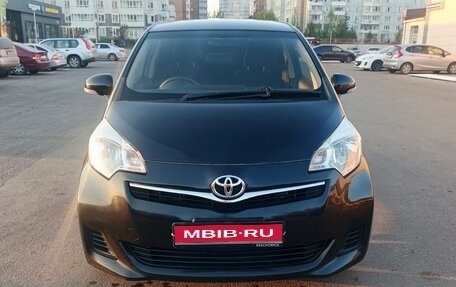 Toyota Ractis II, 2011 год, 850 000 рублей, 1 фотография