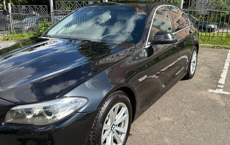 BMW 5 серия, 2014 год, 1 800 000 рублей, 2 фотография