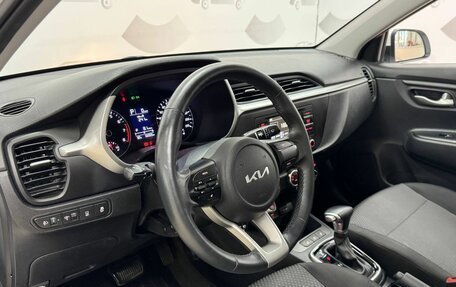 KIA Rio IV, 2021 год, 1 690 000 рублей, 8 фотография