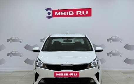 KIA Rio IV, 2021 год, 1 690 000 рублей, 2 фотография