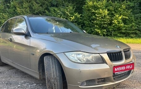 BMW 3 серия, 2007 год, 800 000 рублей, 15 фотография