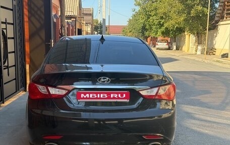 Hyundai Sonata VI, 2011 год, 720 000 рублей, 3 фотография