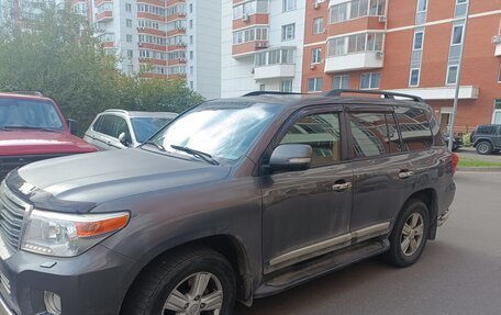 Toyota Land Cruiser 200, 2013 год, 4 500 000 рублей, 2 фотография