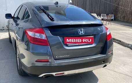 Honda Crosstour I рестайлинг, 2014 год, 1 499 999 рублей, 7 фотография