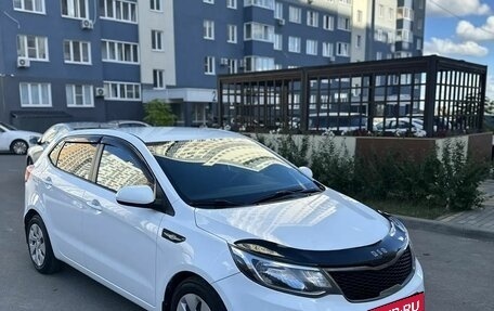 KIA Rio III рестайлинг, 2015 год, 845 000 рублей, 2 фотография