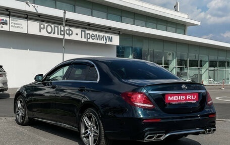 Mercedes-Benz E-Класс, 2018 год, 2 999 000 рублей, 7 фотография