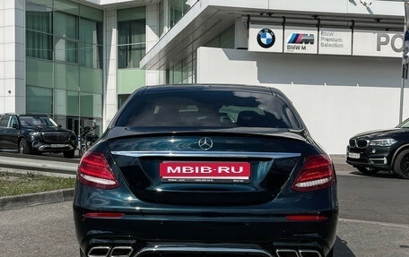 Mercedes-Benz E-Класс, 2018 год, 2 999 000 рублей, 6 фотография