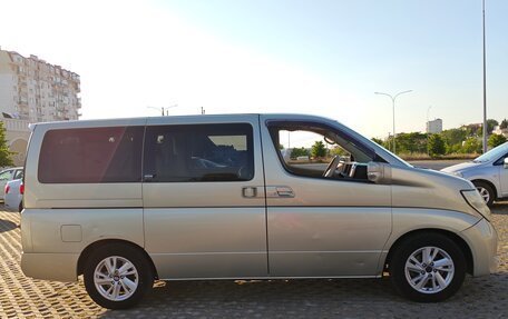 Nissan Elgrand III, 2006 год, 980 000 рублей, 3 фотография