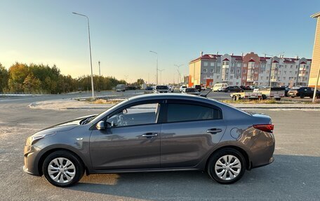 KIA Rio IV, 2021 год, 1 650 000 рублей, 1 фотография