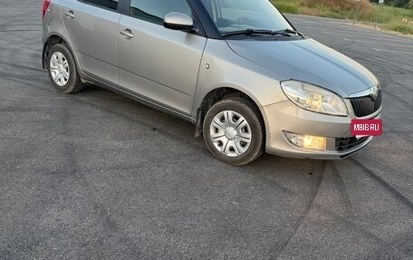 Skoda Fabia II, 2011 год, 600 000 рублей, 2 фотография