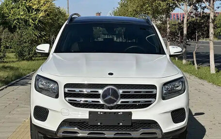 Mercedes-Benz GLB, 2021 год, 2 240 666 рублей, 2 фотография