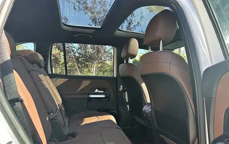 Mercedes-Benz GLB, 2021 год, 2 240 666 рублей, 24 фотография