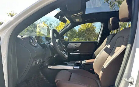 Mercedes-Benz GLB, 2021 год, 2 240 666 рублей, 17 фотография