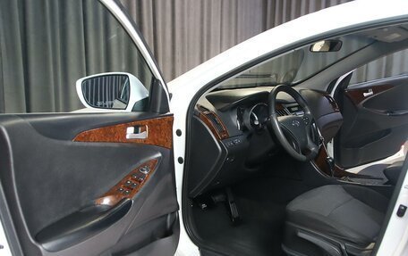 Hyundai Sonata VI, 2011 год, 949 000 рублей, 7 фотография