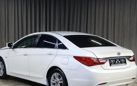 Hyundai Sonata VI, 2011 год, 949 000 рублей, 4 фотография