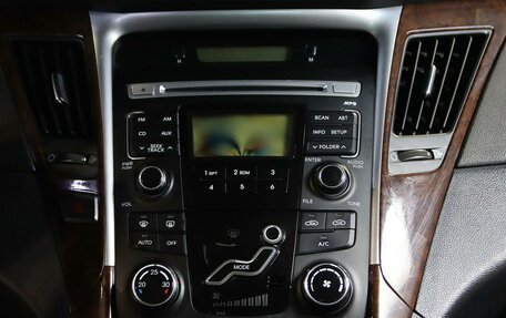 Hyundai Sonata VI, 2011 год, 949 000 рублей, 10 фотография