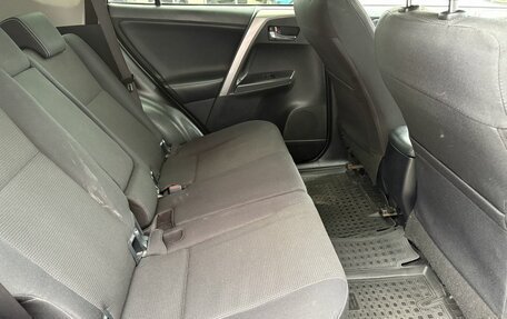 Toyota RAV4, 2017 год, 1 739 000 рублей, 11 фотография