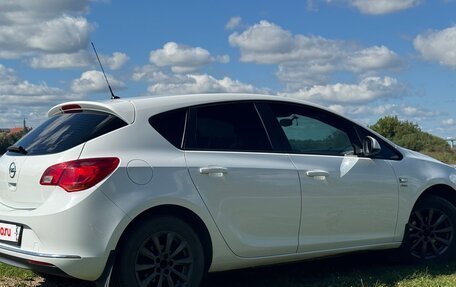 Opel Astra J, 2014 год, 845 000 рублей, 3 фотография
