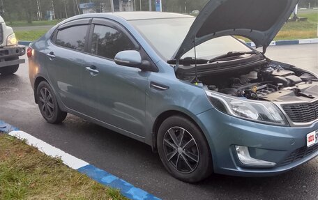 KIA Rio III рестайлинг, 2012 год, 900 000 рублей, 5 фотография